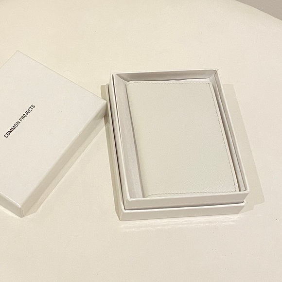 Common Projects Cardholder - Picture 4 of 8